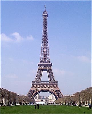 Eiffel_Tower